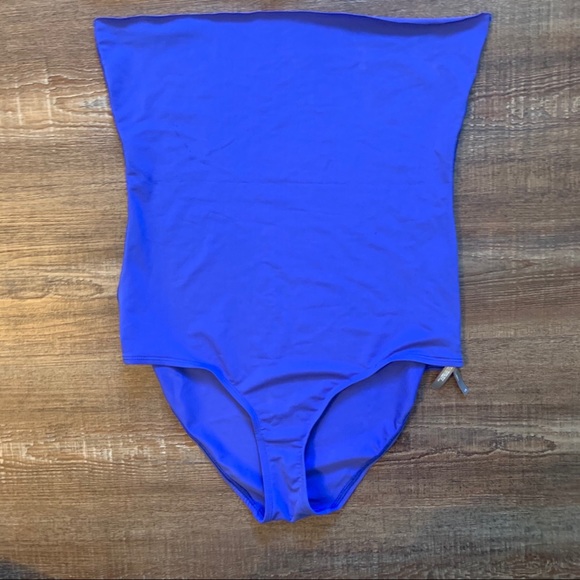 NWOT Halter bikini and high waist bottoms - Picture 3 of 4